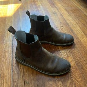 Clarks Brown Leather Chelsea Boot Beeswax Sole